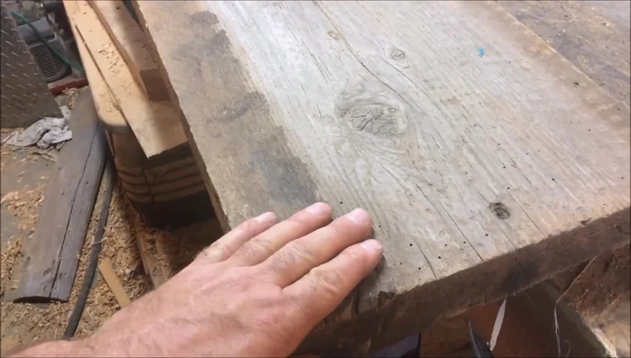 Let the glue dry overnight.