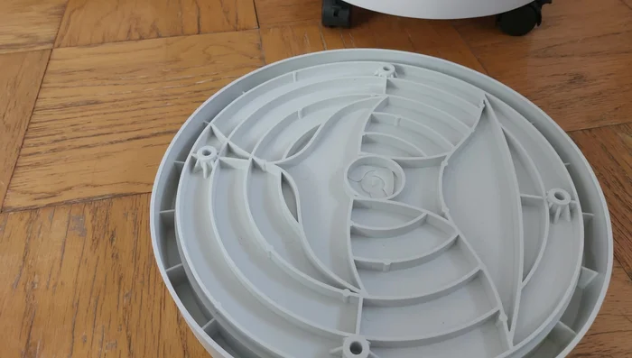 Ensure all wheels are securely attached and that the lockable mechanism functions properly.