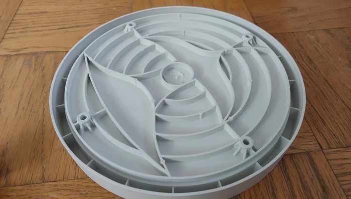 Ensure all wheels are securely attached and that the lockable mechanism functions properly.